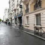 Rent 2 bedroom apartment of 38 m² in Paris