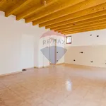 Affitto 4 camera casa di 150 m² in Montevecchia