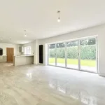 Rent 5 bedroom house in East Midlands