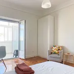 Rent a room in lisbon