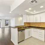 Rent 3 bedroom apartment of 164 m² in sherman oaks