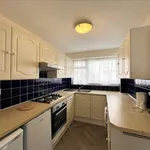 Rent 2 bedroom flat of 55 m² in Southend-on-Sea