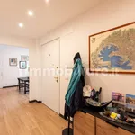 Rent 4 bedroom apartment of 133 m² in Genoa