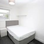 Rent 4 bedroom house in Preston