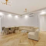 Rent 2 bedroom apartment of 90 m² in paris