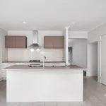 Rent 4 bedroom house in Point Cook