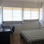 Rent 4 bedroom apartment in Lisbon