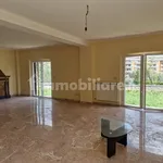 Rent 5 bedroom house of 350 m² in Rome