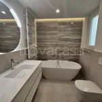 Rent 4 bedroom apartment of 122 m² in Milano