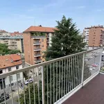 Rent 3 bedroom apartment of 140 m² in milan