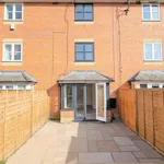 Rent 4 bedroom flat in East Of England