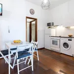 Rent 2 bedroom apartment of 100 m² in Porto