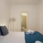 Rent 1 bedroom apartment of 30 m² in Lisbon