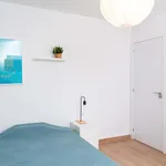 Rent a room of 109 m² in Zaragoza