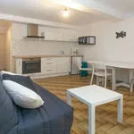 Rent 1 bedroom apartment in Entrevennes