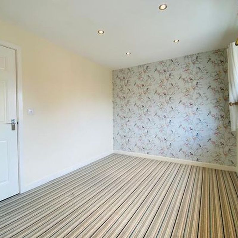 Town house to rent in Heather Court, Castleford WF10 Cutsyke