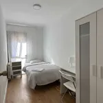 Rent a room of 70 m² in barcelona