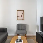 Rent 3 bedroom apartment of 50 m² in Madrid