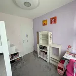 Miete 3 Schlafzimmer wohnung von 104 m² in Frankfurt