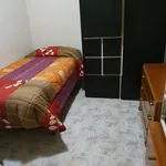 Rent 3 bedroom apartment in Barcelona