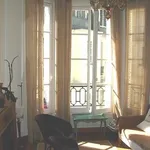 Appartement de 45 m² avec 3 chambre(s) en location à Paris