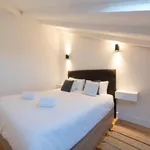 Rent 1 bedroom apartment in Porto