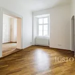 Pronajměte si 4 ložnic/e byt o rozloze 170 m² v Capital City of Prague