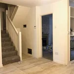 Rent 3 bedroom flat in Wales