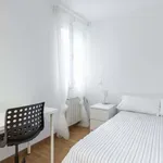 Rent 2 bedroom apartment of 40 m² in Madrid