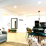 Rent 2 bedroom apartment of 105 m² in Cascais