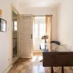 Rent 3 bedroom apartment in Lisbon