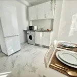 Alquilar 4 dormitorio apartamento en Seville