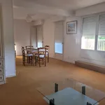 Rent 4 bedroom apartment of 93 m² in SAUMUR