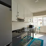 Rent 3 bedroom apartment in Lisbon