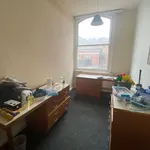 Rent 4 bedroom house in East Midlands