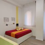 Rent a room in milan