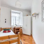 Rent a room in lisbon