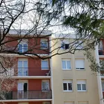 Appartement de 79 m² avec 4 chambre(s) en location à Vedène