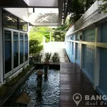 Rent 4 bedroom house of 600 m² in Bangkok