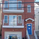 Rent 3 bedroom apartment in Jersey City