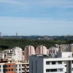 Rent 2 bedroom apartment of 130 m² in Linda-a-Velha