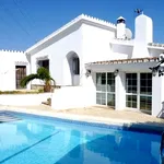 Rent 3 bedroom house of 800 m² in Marbella