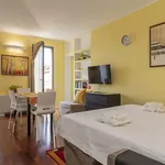 Rent 1 bedroom apartment of 45 m² in Milan