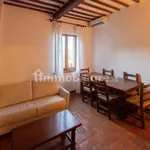 2-room flat good condition, first floor, Centro, San Gimignano