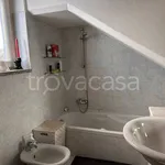 Rent 3 bedroom house of 83 m² in Leggiuno