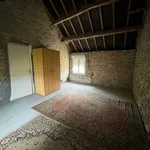 Maison de 122 m² avec 1 chambre(s) en location à Panges