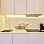 Rent 2 bedroom apartment of 60 m² in lisbon