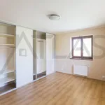 Rent 5 bedroom house in Prague