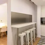 Rent a room of 75 m² in Barcelona