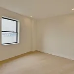 Rent 3 bedroom apartment of 162 m² in New York City